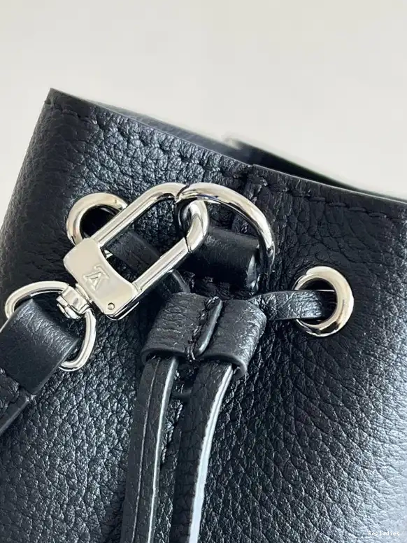Cheap BUCKET LOUIS NANO VUITTON LOCKME 0510